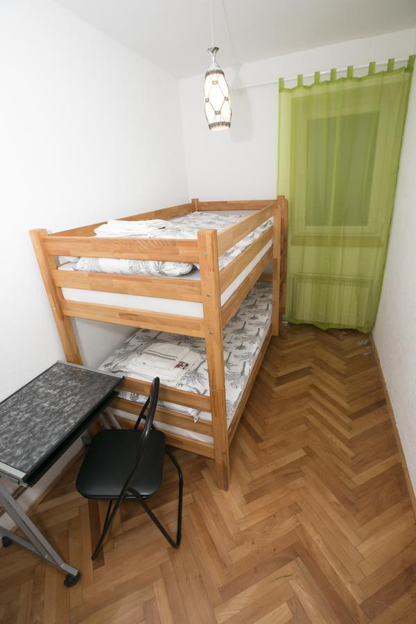 Downtown 3 Bedroom Apartment Сараево Экстерьер фото