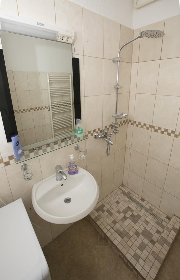 Downtown 3 Bedroom Apartment Сараево Экстерьер фото